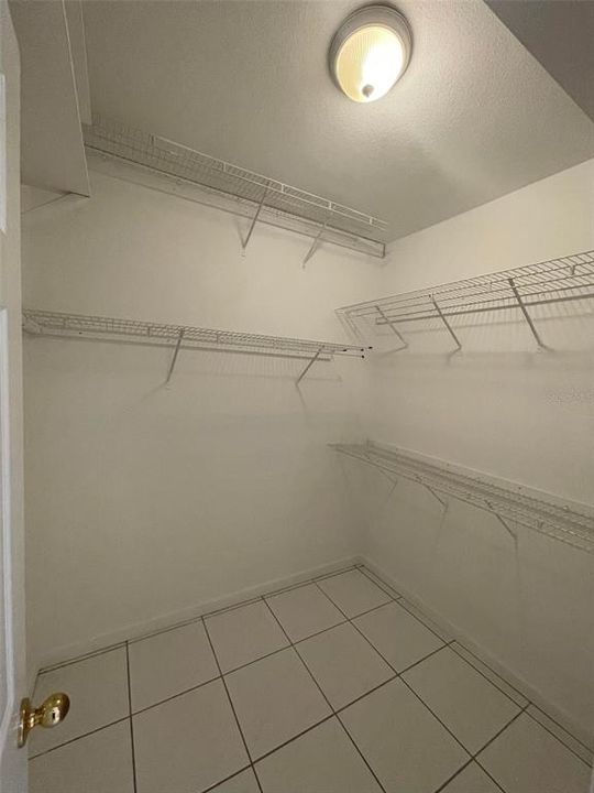 For Rent: $3,100 (3 beds, 2 baths, 1566 Square Feet)