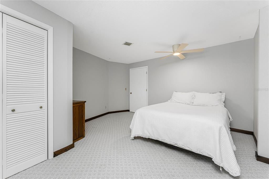 For Sale: $820,000 (3 beds, 2 baths, 2847 Square Feet)