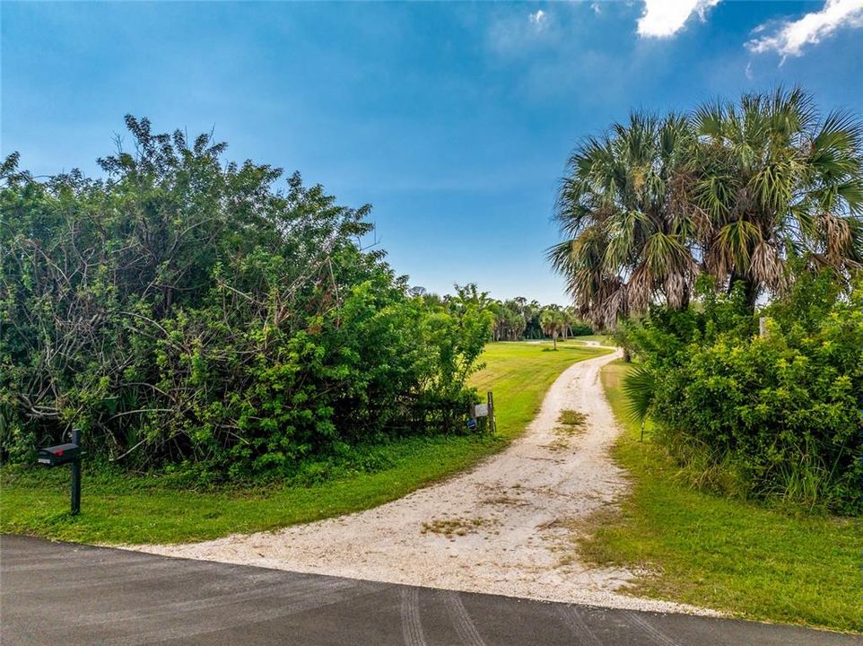 For Sale: $820,000 (3 beds, 2 baths, 2847 Square Feet)