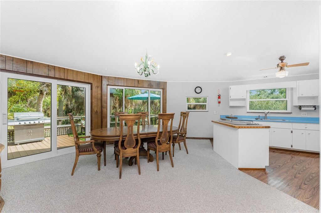 For Sale: $820,000 (3 beds, 2 baths, 2847 Square Feet)