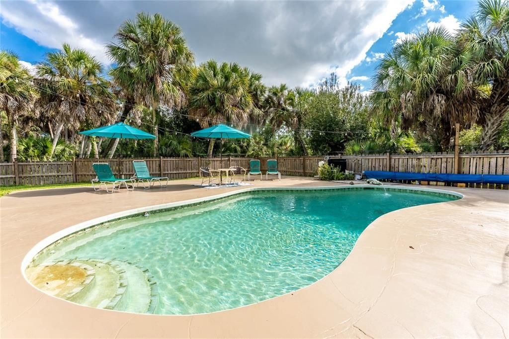 For Sale: $820,000 (3 beds, 2 baths, 2847 Square Feet)