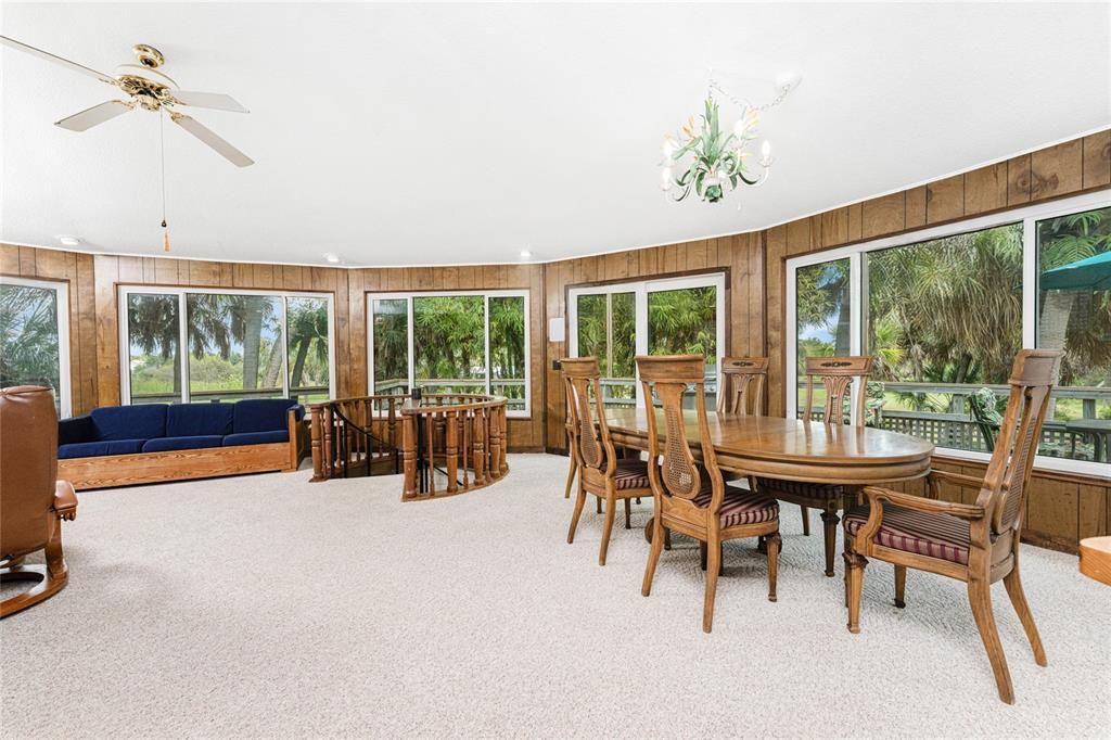 For Sale: $820,000 (3 beds, 2 baths, 2847 Square Feet)