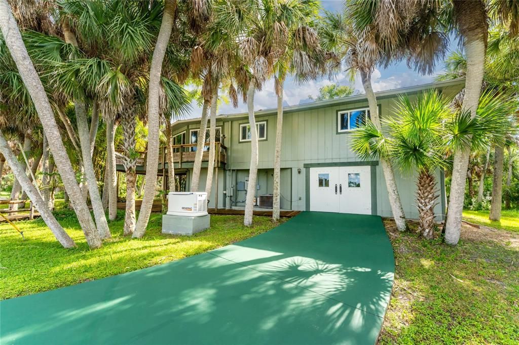 For Sale: $820,000 (3 beds, 2 baths, 2847 Square Feet)