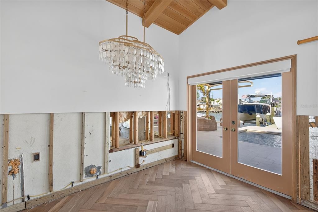 Active With Contract: $800,000 (2 beds, 2 baths, 1375 Square Feet)