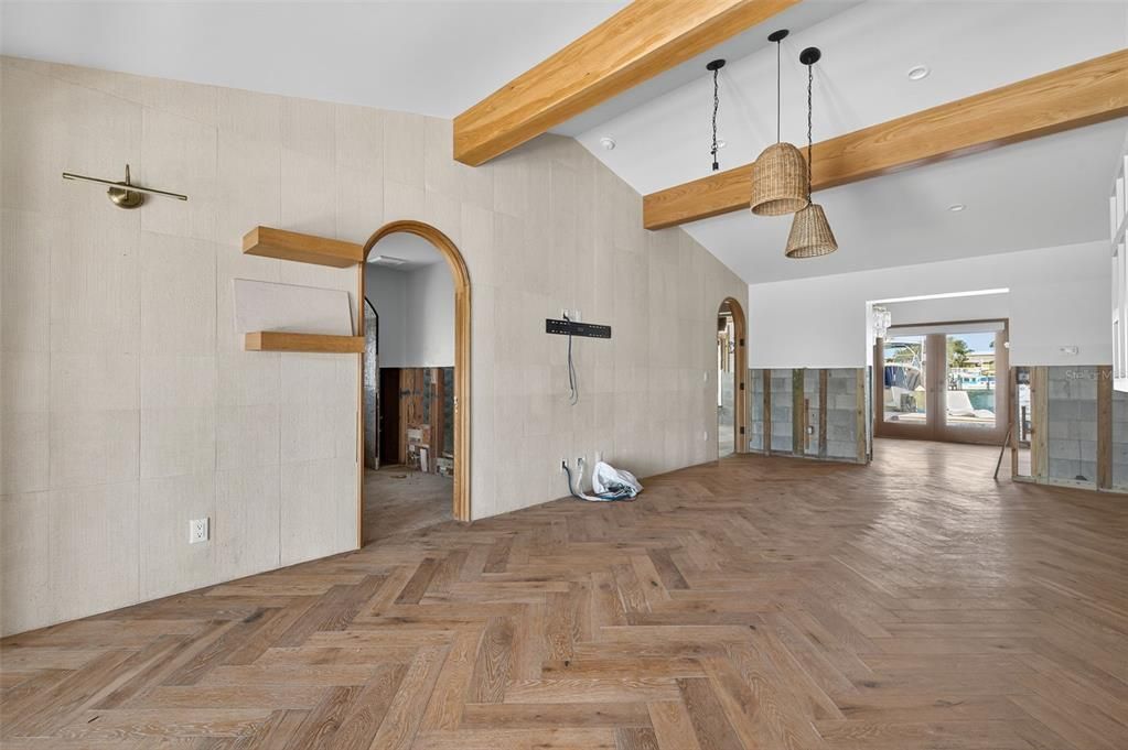 Active With Contract: $800,000 (2 beds, 2 baths, 1375 Square Feet)