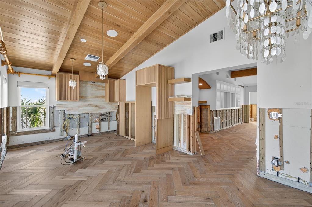 Active With Contract: $800,000 (2 beds, 2 baths, 1375 Square Feet)