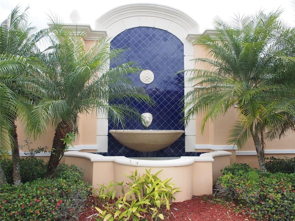 For Rent: $2,100 (3 beds, 2 baths, 1652 Square Feet)