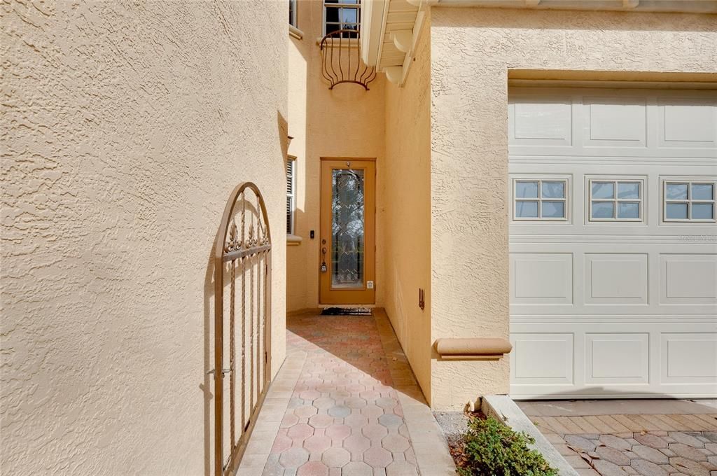 For Sale: $457,000 (3 beds, 2 baths, 2196 Square Feet)