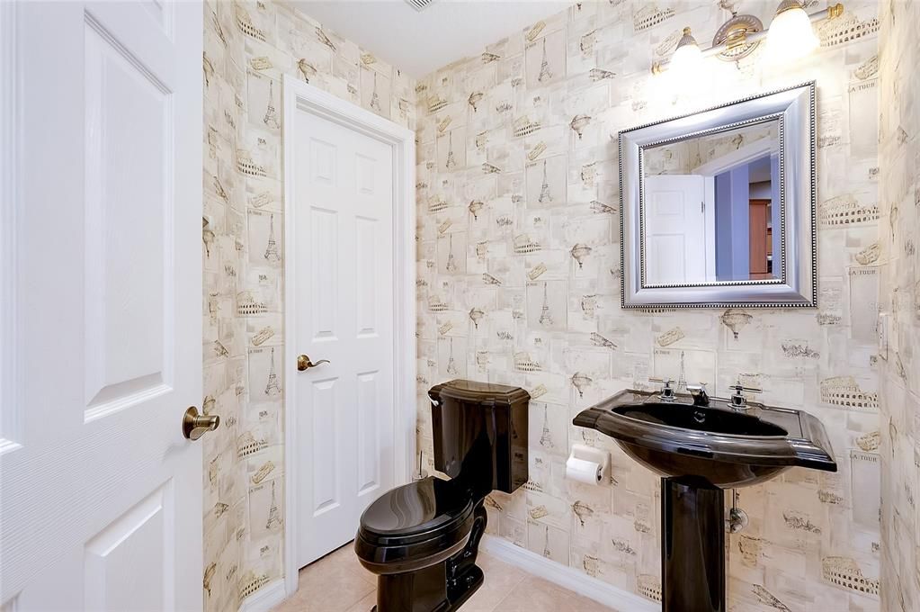 For Sale: $457,000 (3 beds, 2 baths, 2196 Square Feet)