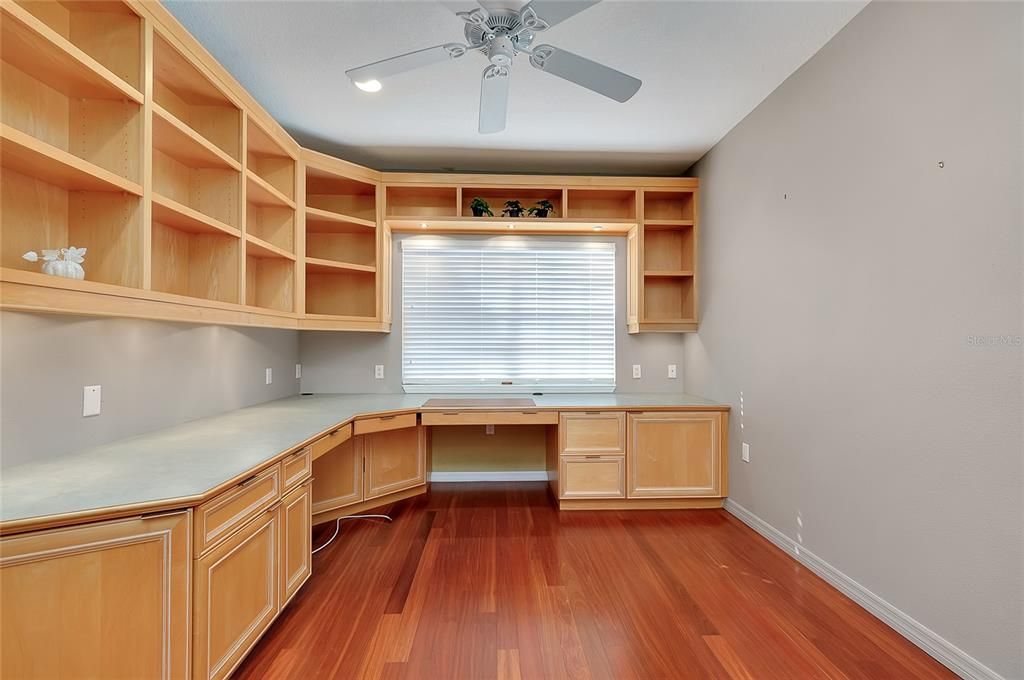 For Sale: $457,000 (3 beds, 2 baths, 2196 Square Feet)