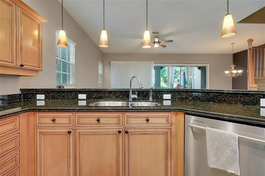 For Sale: $457,000 (3 beds, 2 baths, 2196 Square Feet)