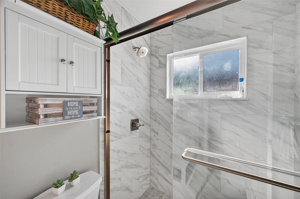 Active With Contract: $400,000 (2 beds, 2 baths, 1172 Square Feet)