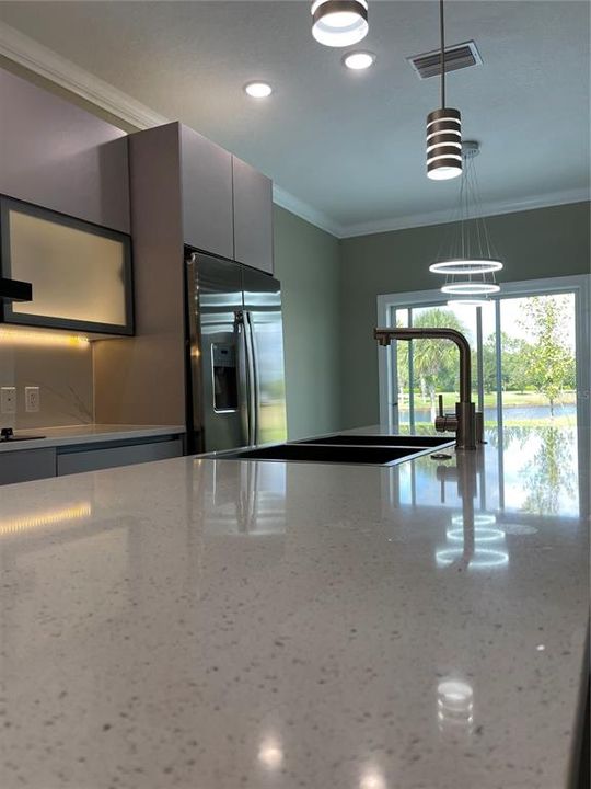 For Rent: $2,600 (4 beds, 3 baths, 2224 Square Feet)