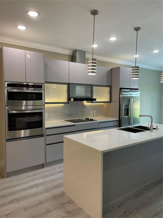 For Rent: $2,600 (4 beds, 3 baths, 2224 Square Feet)