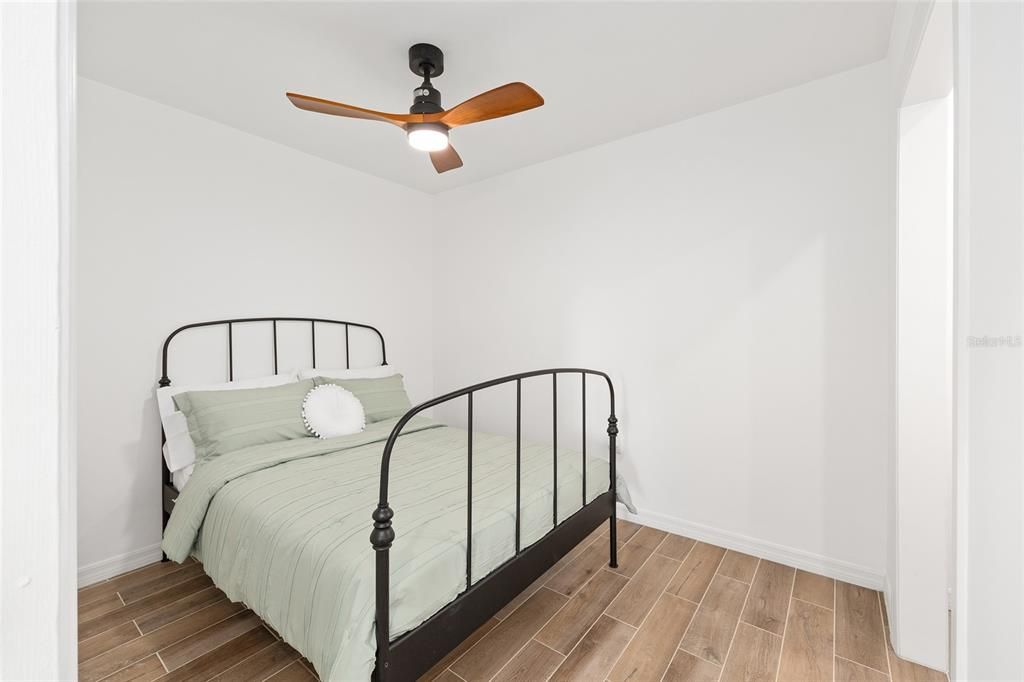 For Sale: $115,000 (1 beds, 1 baths, 462 Square Feet)