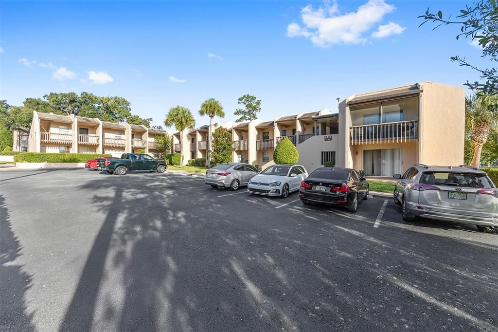 For Sale: $115,000 (1 beds, 1 baths, 462 Square Feet)