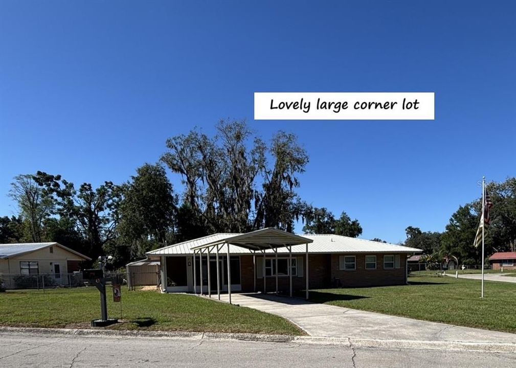 待售: $240,000 (3 贝兹, 2 浴室, 1024 平方英尺)