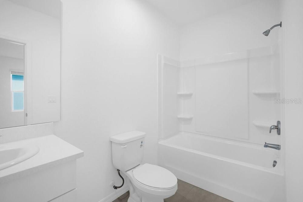 Под контрактом: $379,000 (5 спален, 3 ванн, 2517 Квадратных фут)