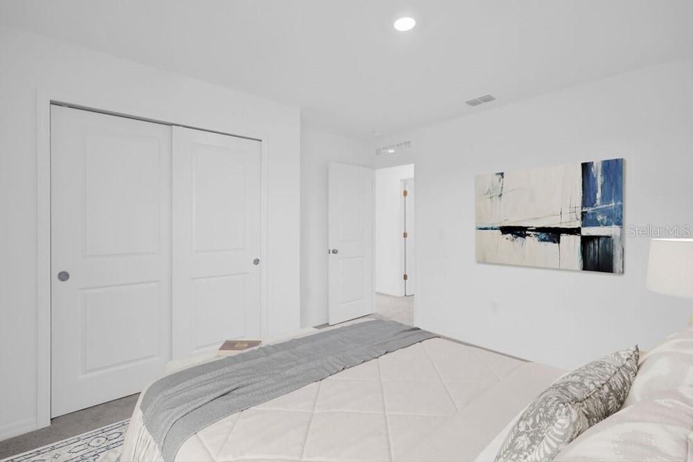 Под контрактом: $379,000 (5 спален, 3 ванн, 2517 Квадратных фут)