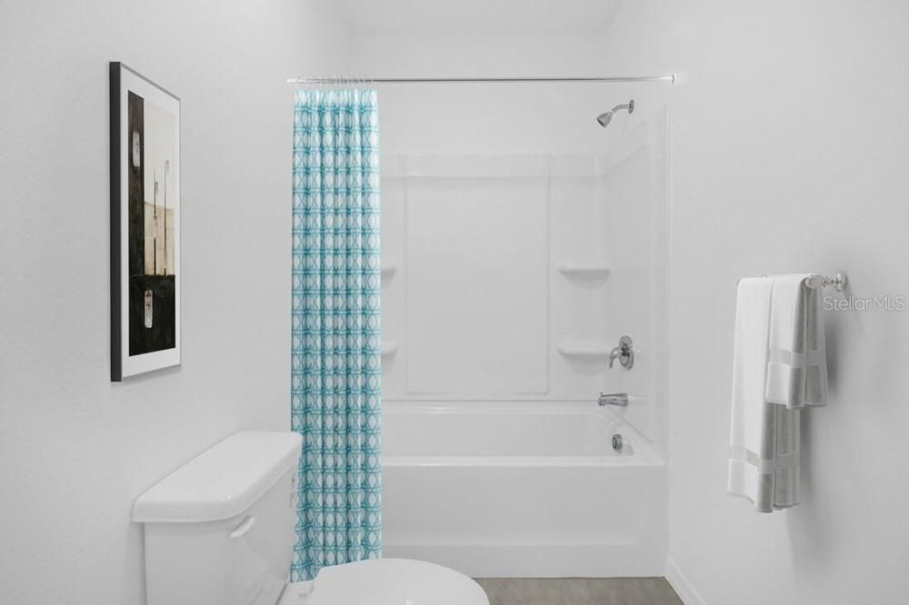 Под контрактом: $379,000 (5 спален, 3 ванн, 2517 Квадратных фут)