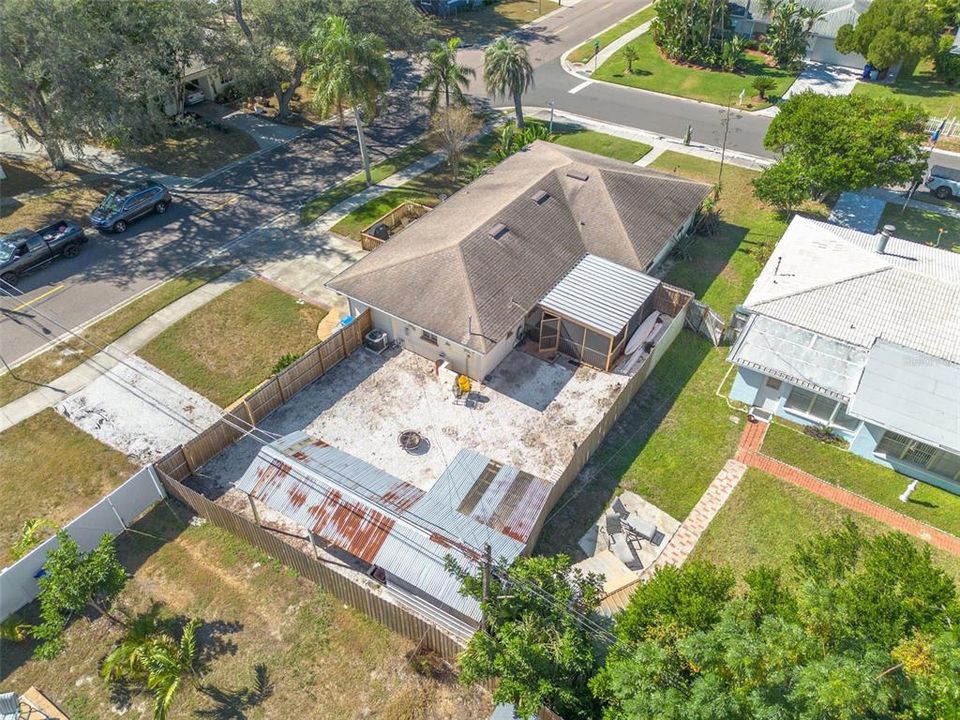 合同活跃: $475,000 (3 贝兹, 2 浴室, 1358 平方英尺)