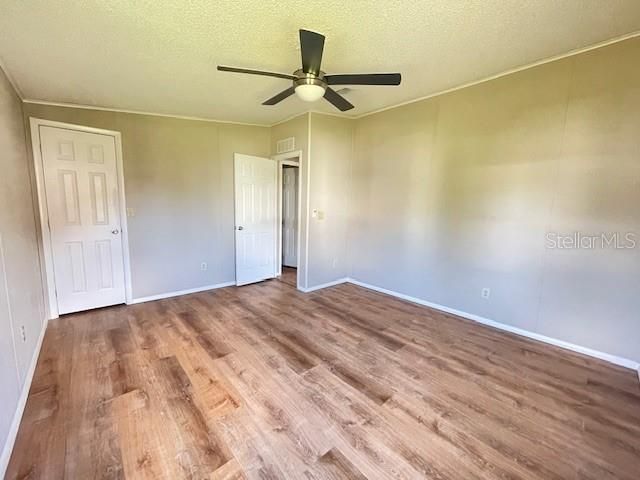 出租: $1,750 (2 贝兹, 1 浴室, 936 平方英尺)