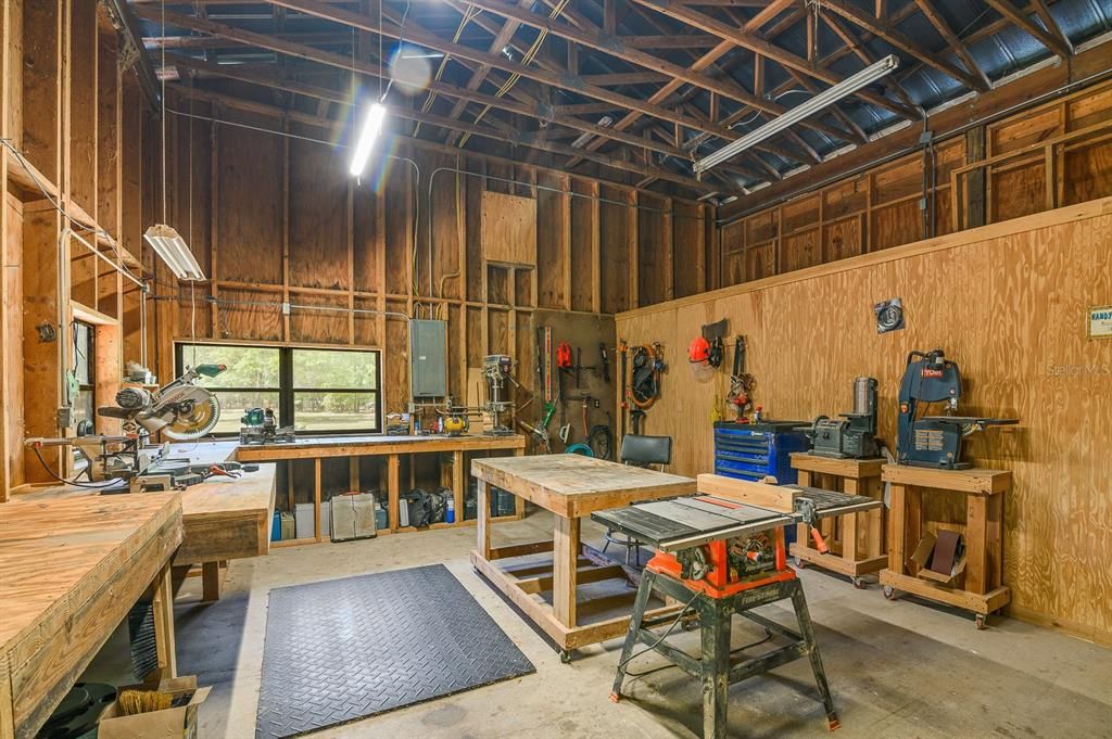 For Sale: $964,900 (6 beds, 3 baths, 3590 Square Feet)