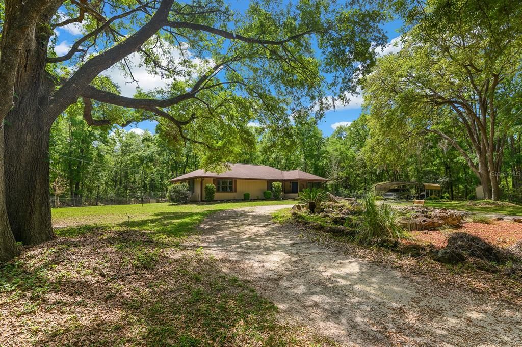 For Sale: $964,900 (6 beds, 3 baths, 3590 Square Feet)