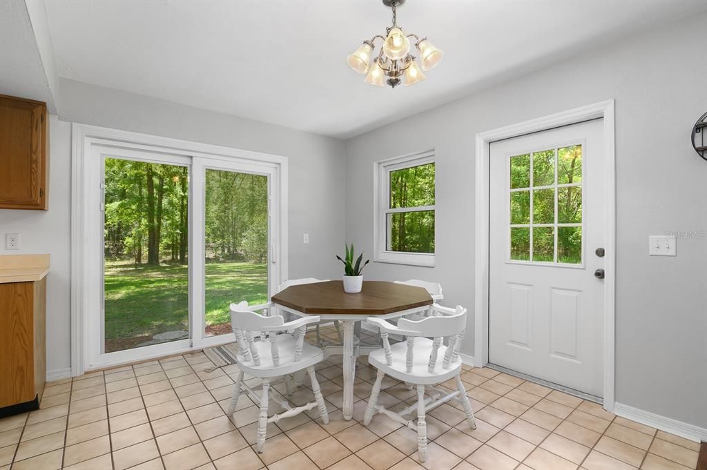 For Sale: $964,900 (6 beds, 3 baths, 3590 Square Feet)