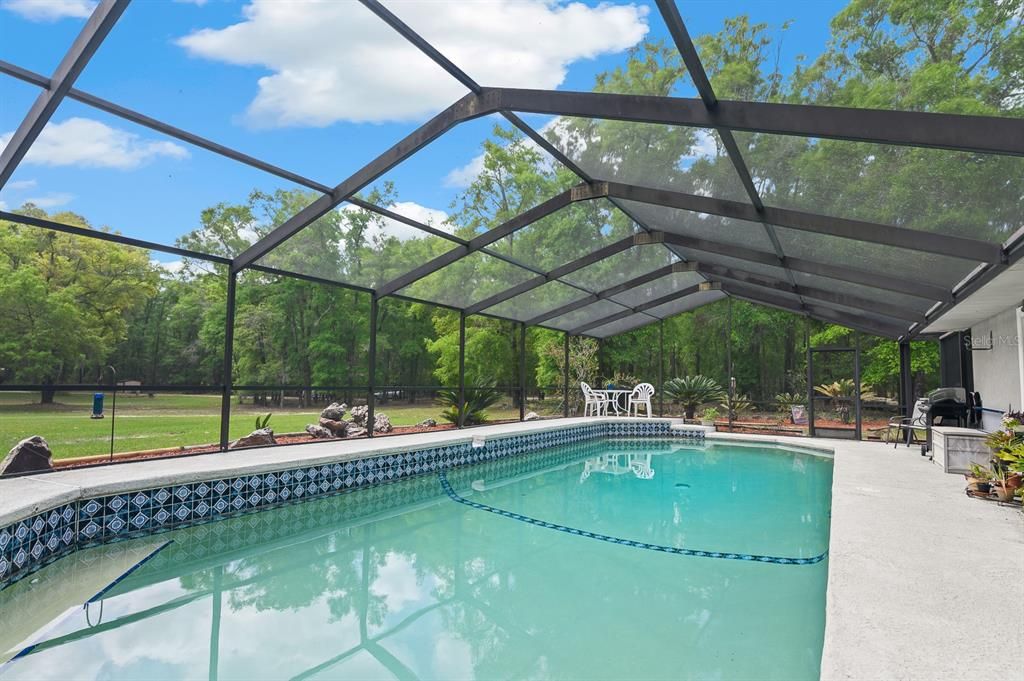 For Sale: $964,900 (6 beds, 3 baths, 3590 Square Feet)