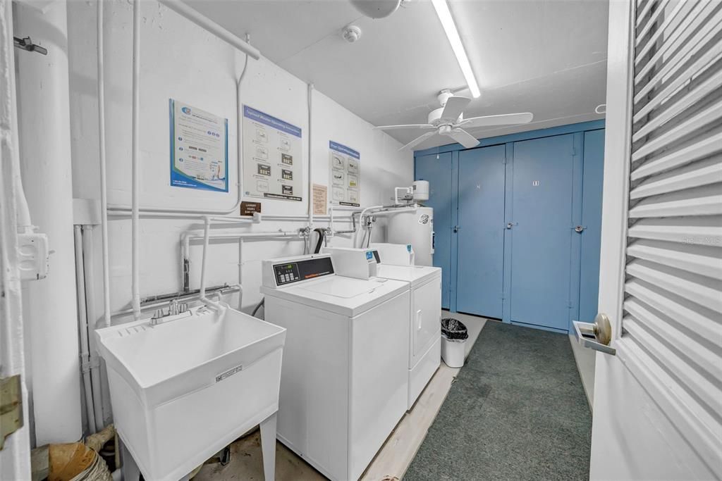 Active With Contract: $235,000 (2 beds, 2 baths, 1040 Square Feet)