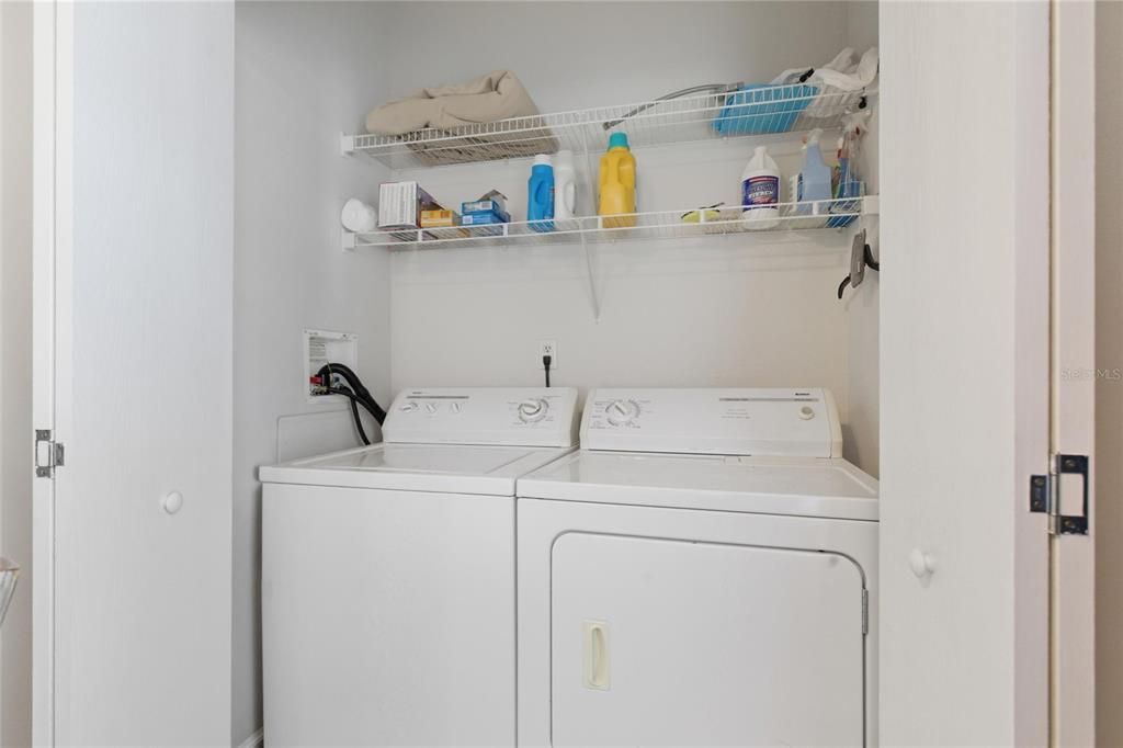 For Sale: $225,000 (2 beds, 2 baths, 1269 Square Feet)