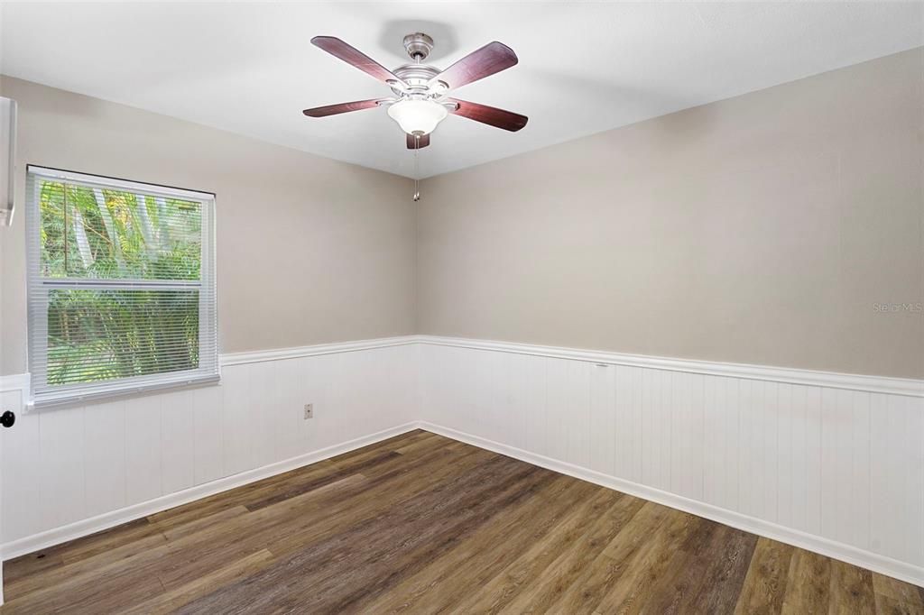 待售: $350,000 (3 贝兹, 1 浴室, 1334 平方英尺)