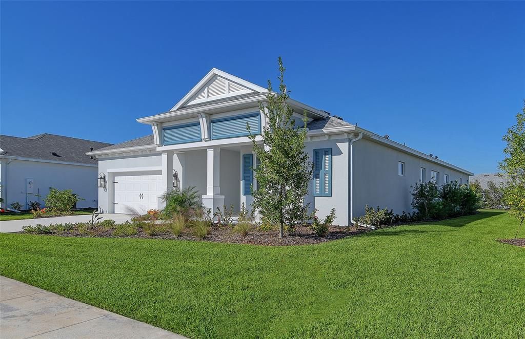 合同活跃: $605,990 (3 贝兹, 2 浴室, 2207 平方英尺)