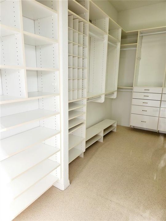 На продажу: $565,000 (4 спален, 4 ванн, 3464 Квадратных фут)