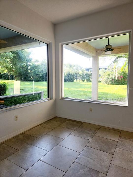 На продажу: $565,000 (4 спален, 4 ванн, 3464 Квадратных фут)