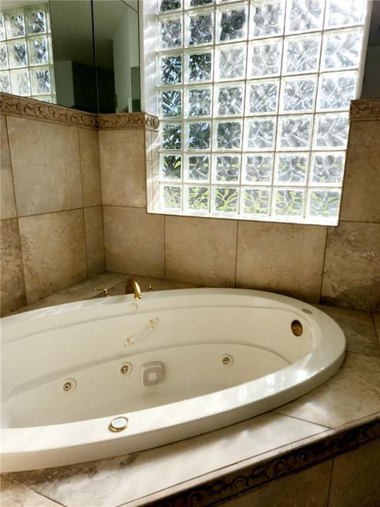 На продажу: $565,000 (4 спален, 4 ванн, 3464 Квадратных фут)