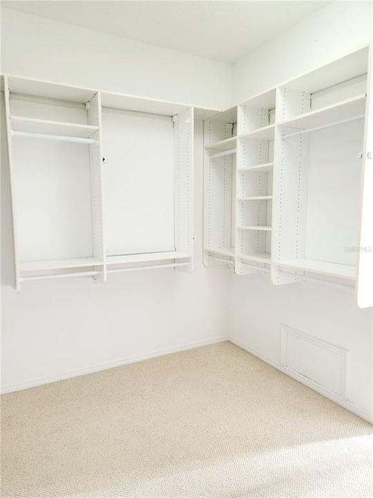 На продажу: $565,000 (4 спален, 4 ванн, 3464 Квадратных фут)