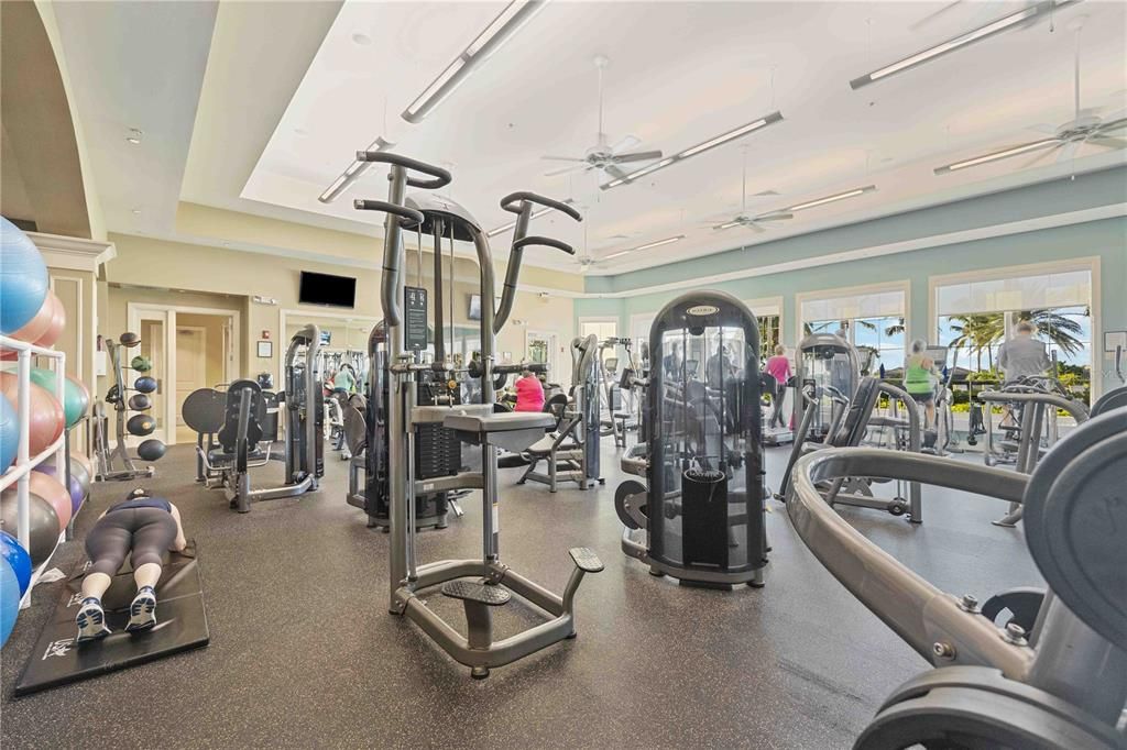 合同活跃: $400,000 (2 贝兹, 2 浴室, 1436 平方英尺)