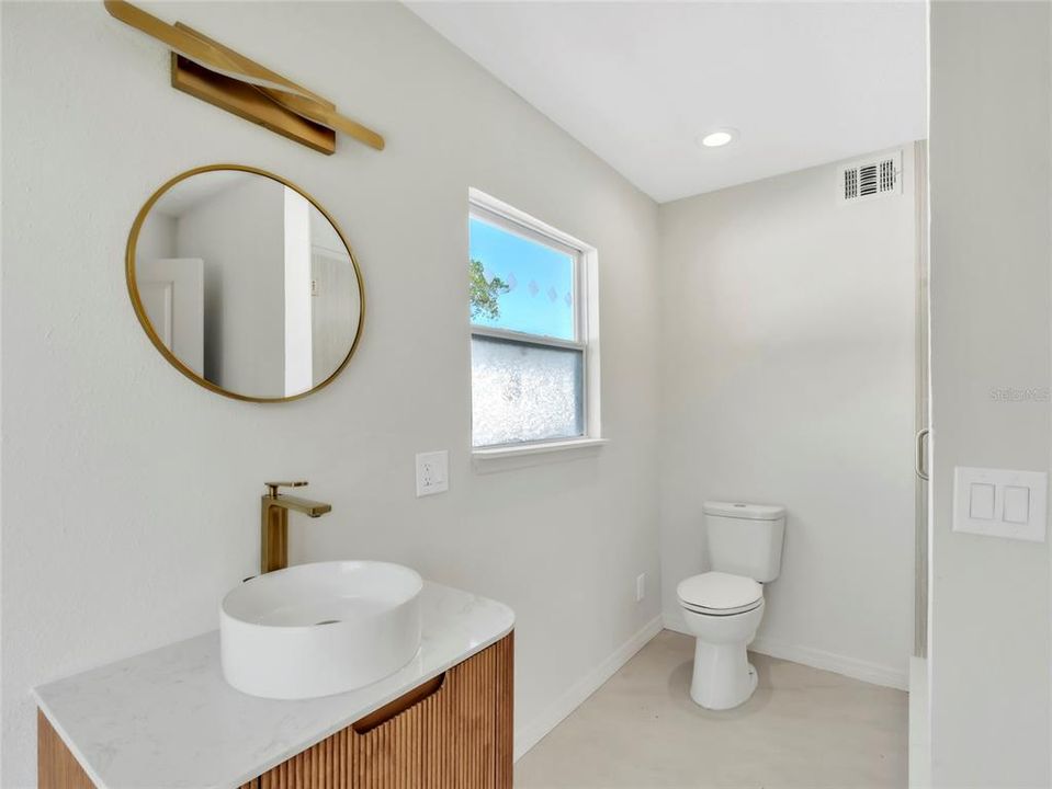 For Rent: $4,300 (3 beds, 3 baths, 1777 Square Feet)