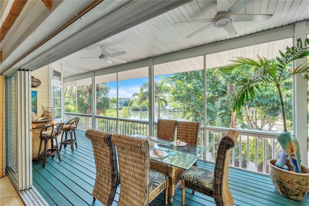 Activo con contrato: $2,350,000 (3 camas, 2 baños, 2233 Pies cuadrados)