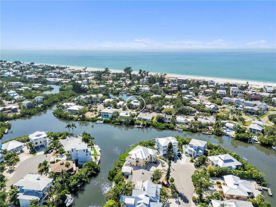 Activo con contrato: $2,350,000 (3 camas, 2 baños, 2233 Pies cuadrados)