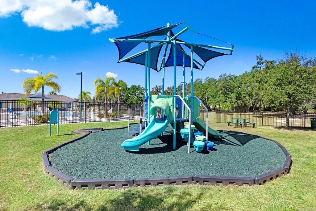 待售: $675,000 (5 贝兹, 4 浴室, 3273 平方英尺)