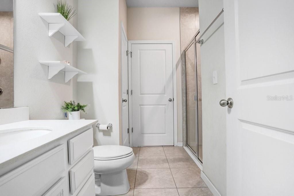 待售: $675,000 (5 贝兹, 4 浴室, 3273 平方英尺)