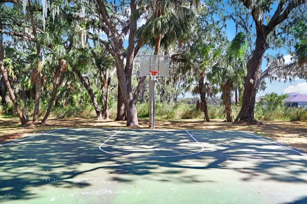 待售: $675,000 (5 贝兹, 4 浴室, 3273 平方英尺)