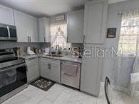 En Venta: $207,900 (2 camas, 1 baños, 889 Pies cuadrados)