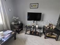 En Venta: $207,900 (2 camas, 1 baños, 889 Pies cuadrados)