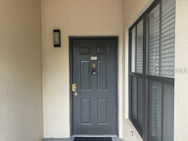 For Rent: $2,500 (2 beds, 2 baths, 1267 Square Feet)