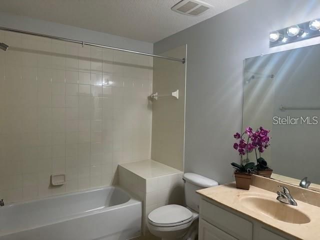 For Rent: $2,500 (2 beds, 2 baths, 1267 Square Feet)