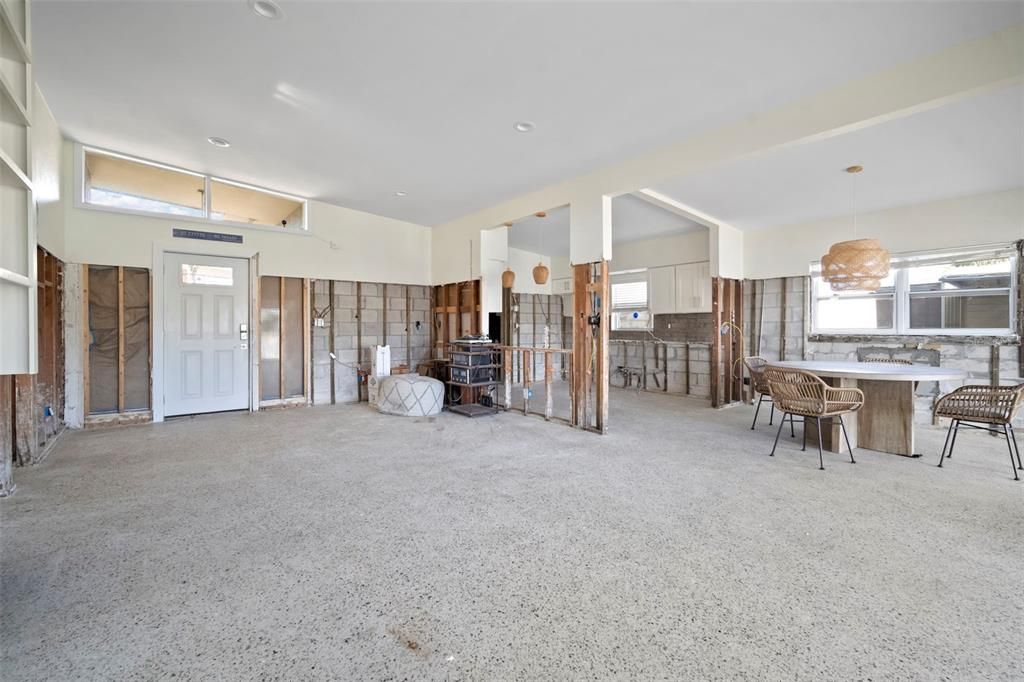 En Venta: $1,650,000 (3 camas, 2 baños, 1968 Pies cuadrados)